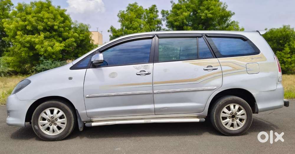 Toyota Innova 2.5 V 7 Str, 2009, Diesel