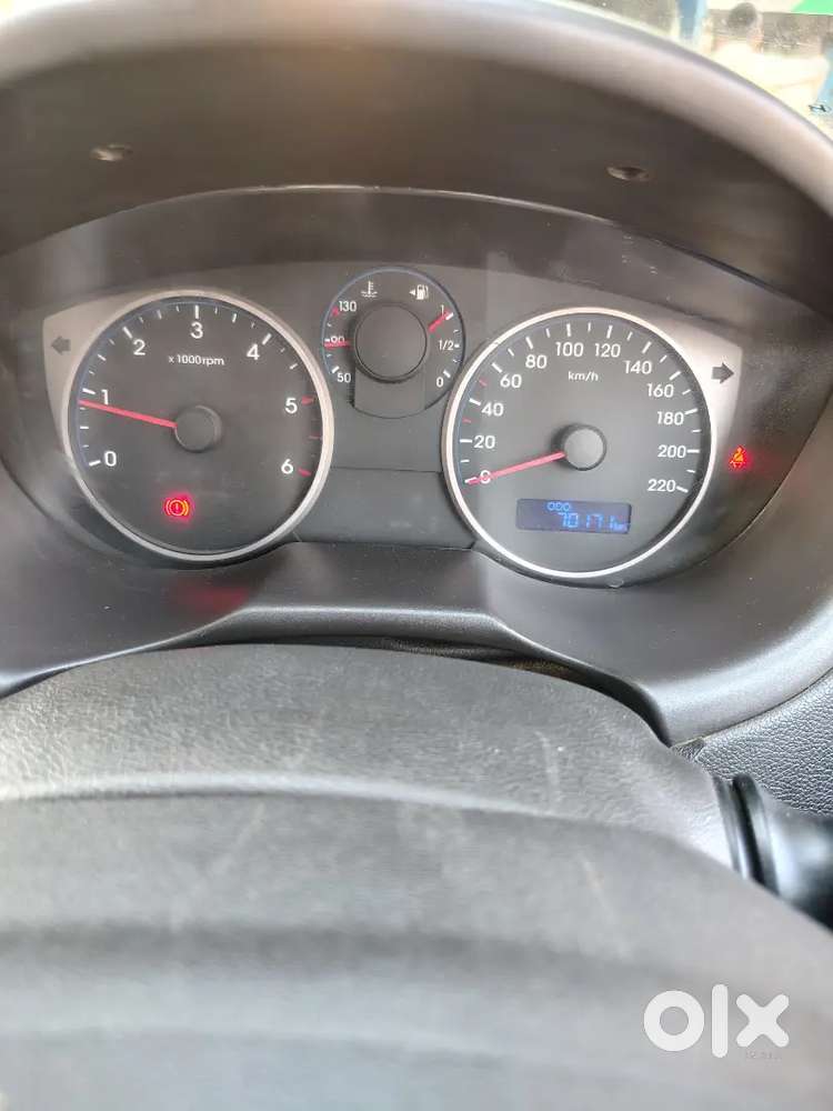 Hyundai I20 Active 2014 Diesel 71453 Km Driven, Govt Employee Car