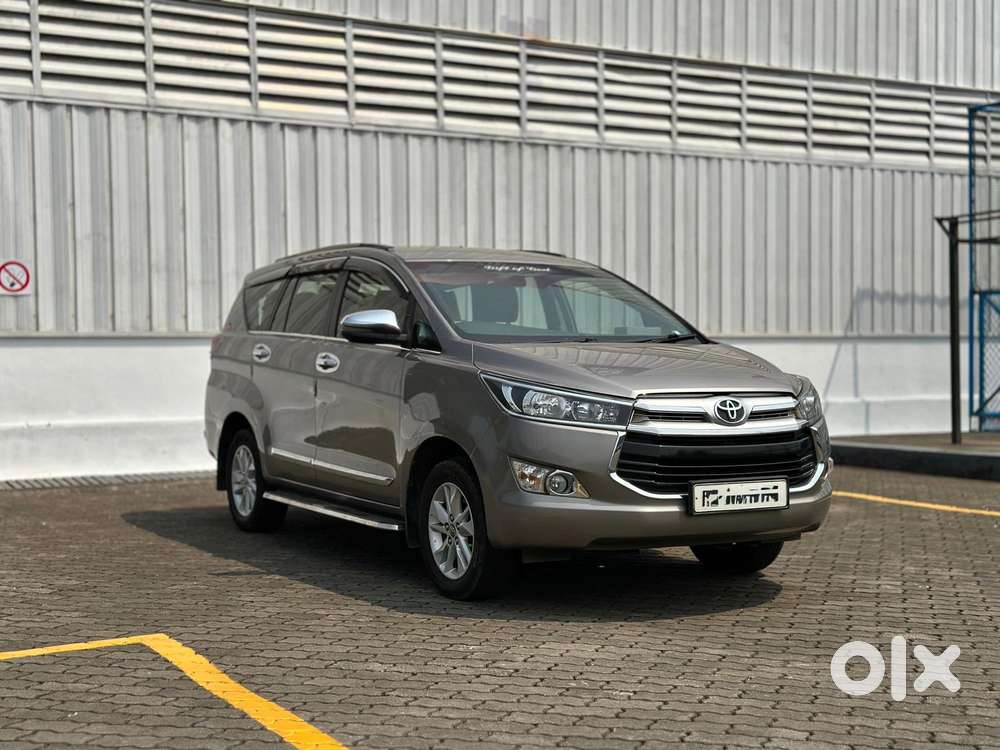 Toyota Innova Crysta 2.4 G Mt, 2017, Diesel