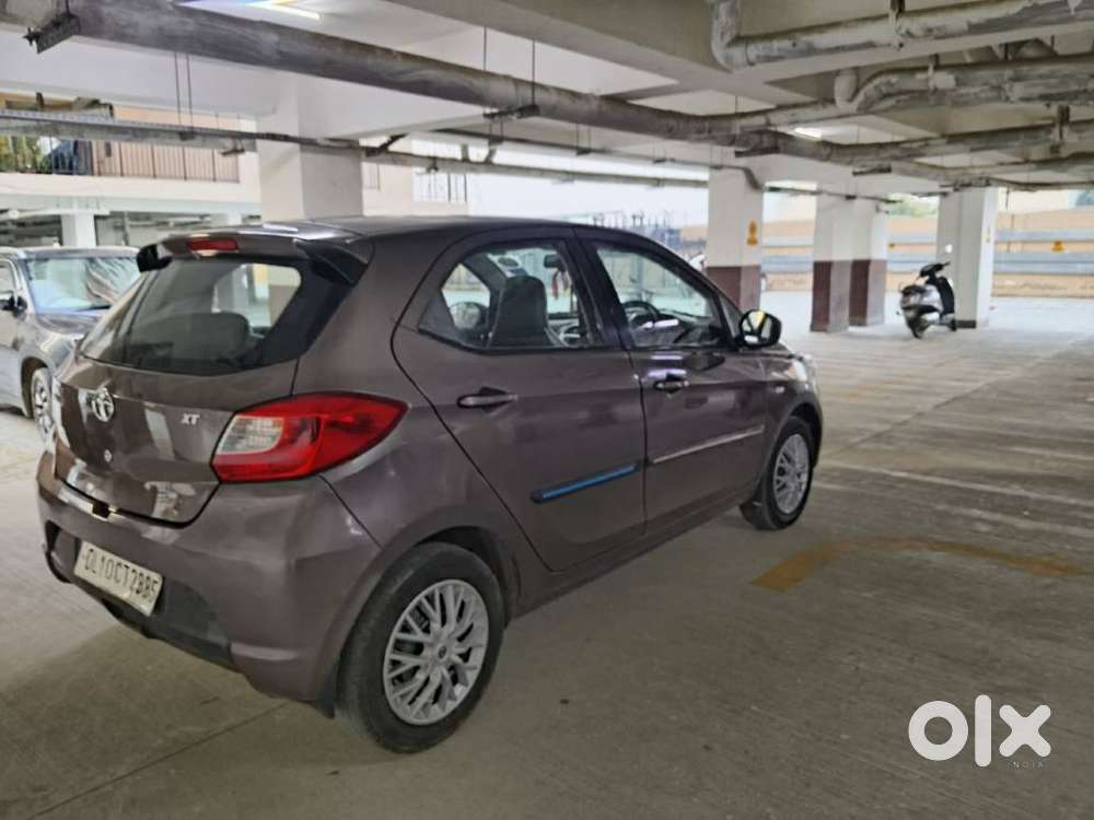 Tata Tiago 1.2 Revotron Xt (o), 2016, Petrol