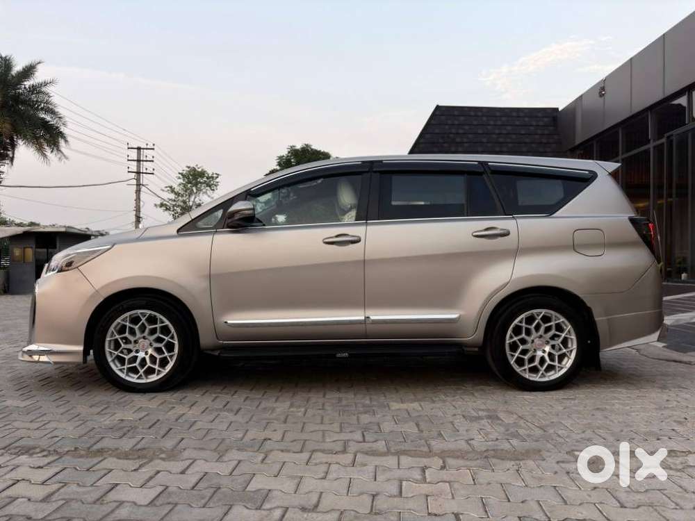 Toyota Innova Crysta G 7 Str, 2019, Diesel