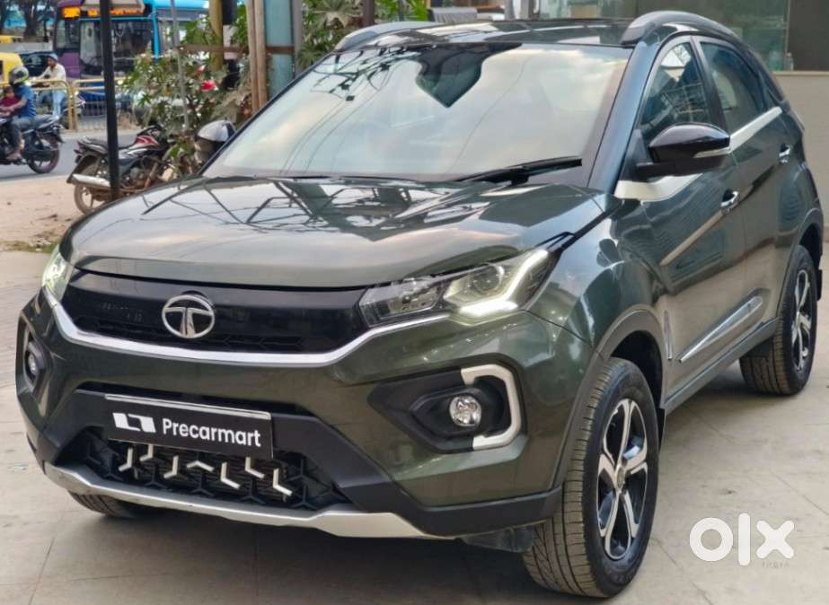 Tata Nexon Xz Plus (hs), 2022, Petrol