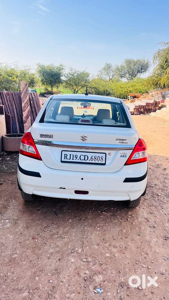 Maruti Suzuki Swift Dzire 2013 Diesel 235000 Km Driven