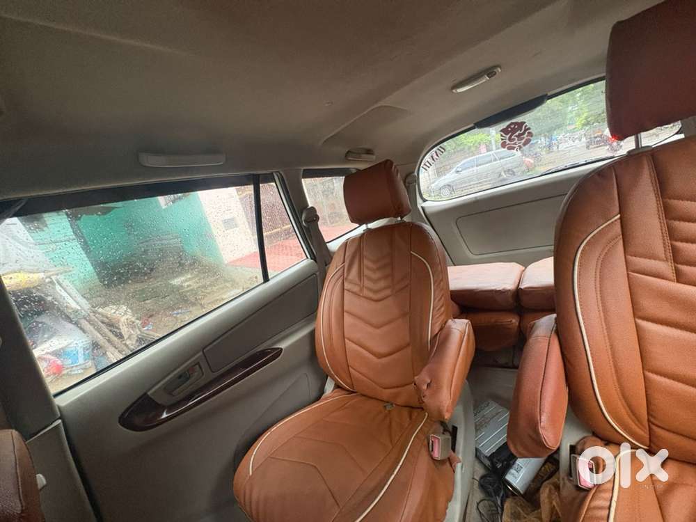 Toyota Innova 2012 Diesel 250000 Km Driven
