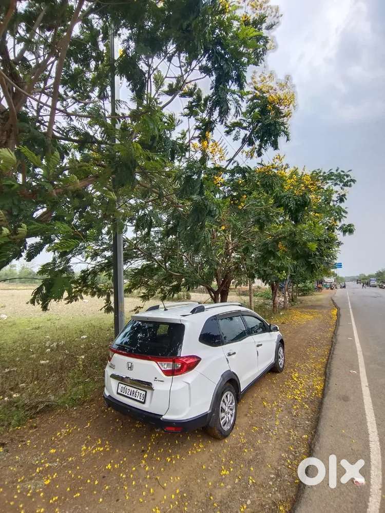 Honda Brv 7 Seater Car