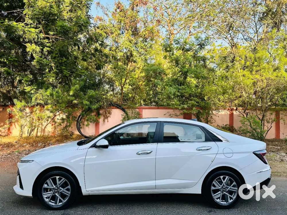 Hyundai Verna 1.5 Sx (o) Vtvt, 2023, Petrol