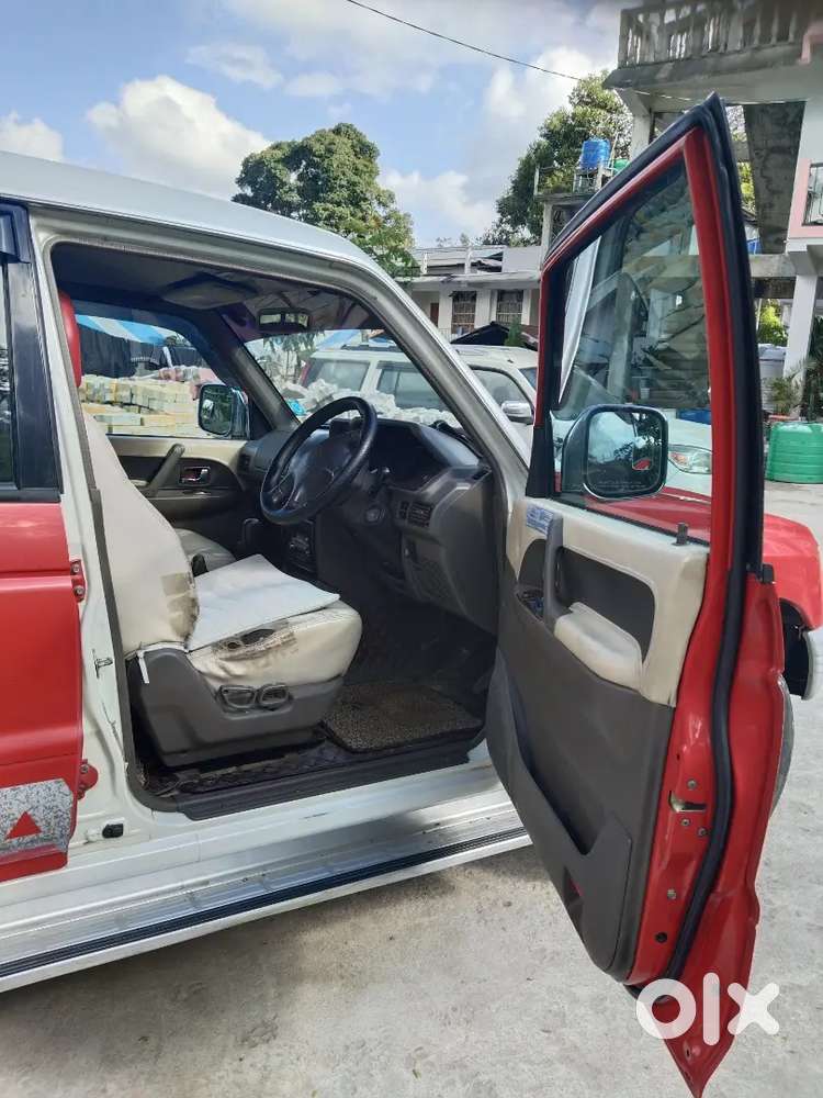 Mitsubishi Pajero 2008 Diesel 99000 Km Driven