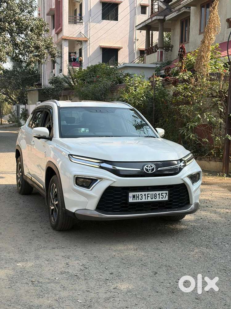 Toyota Urban Cruiser Hyryder 1.5 V Hybrid, 2023, Petrol