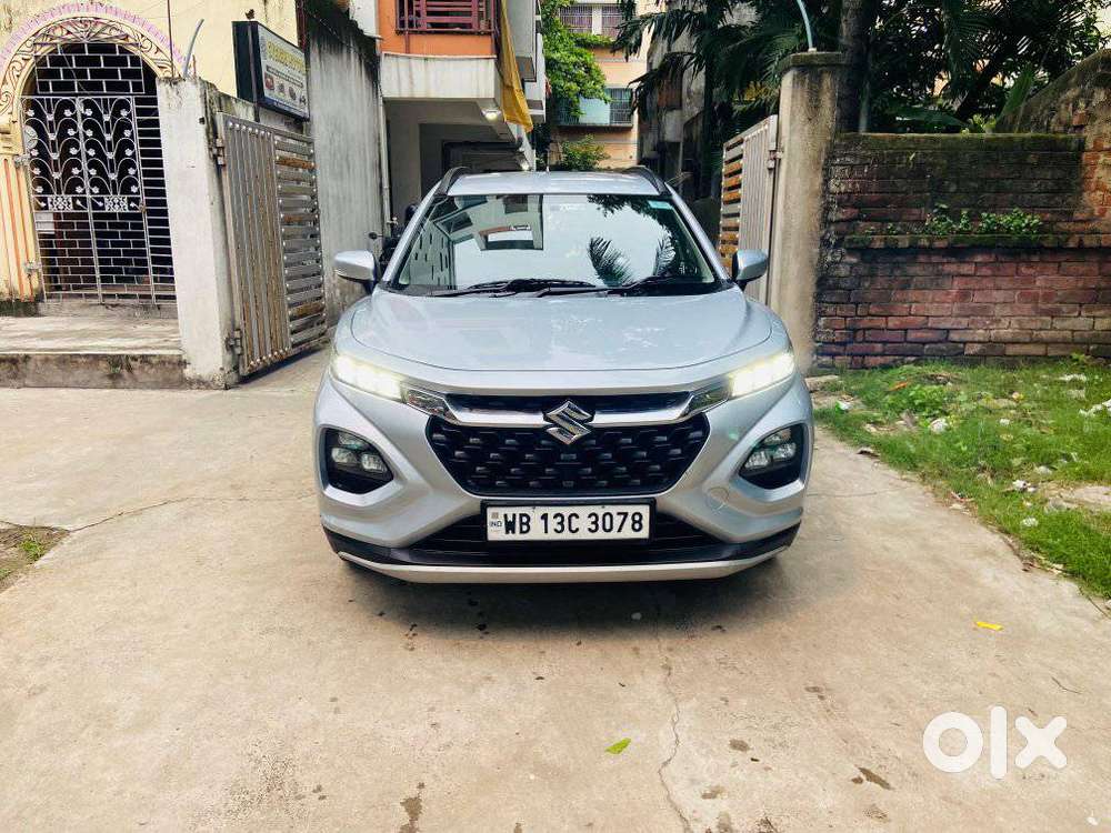Maruti Suzuki Fronx Delta Plus 1.2l Mt, 2025, Petrol