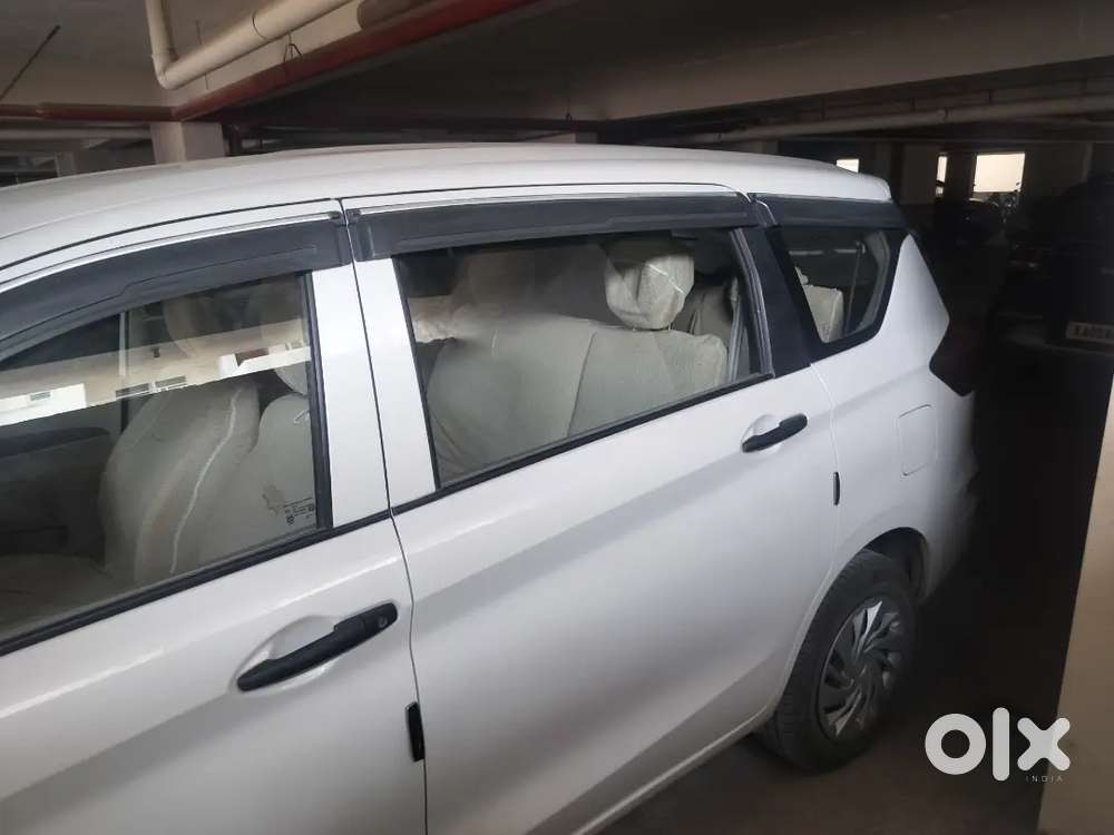 Maruti Suzuki Ertiga 2024 Petrol 5350 Km Driven
