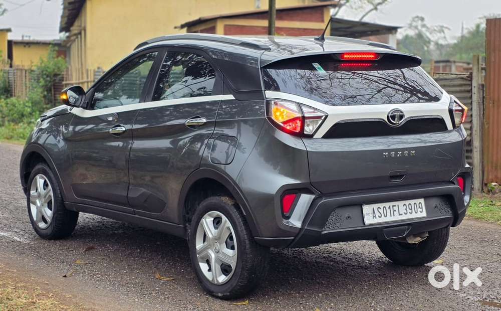 Tata Nexon 2023 Petrol 65000 Km Driven