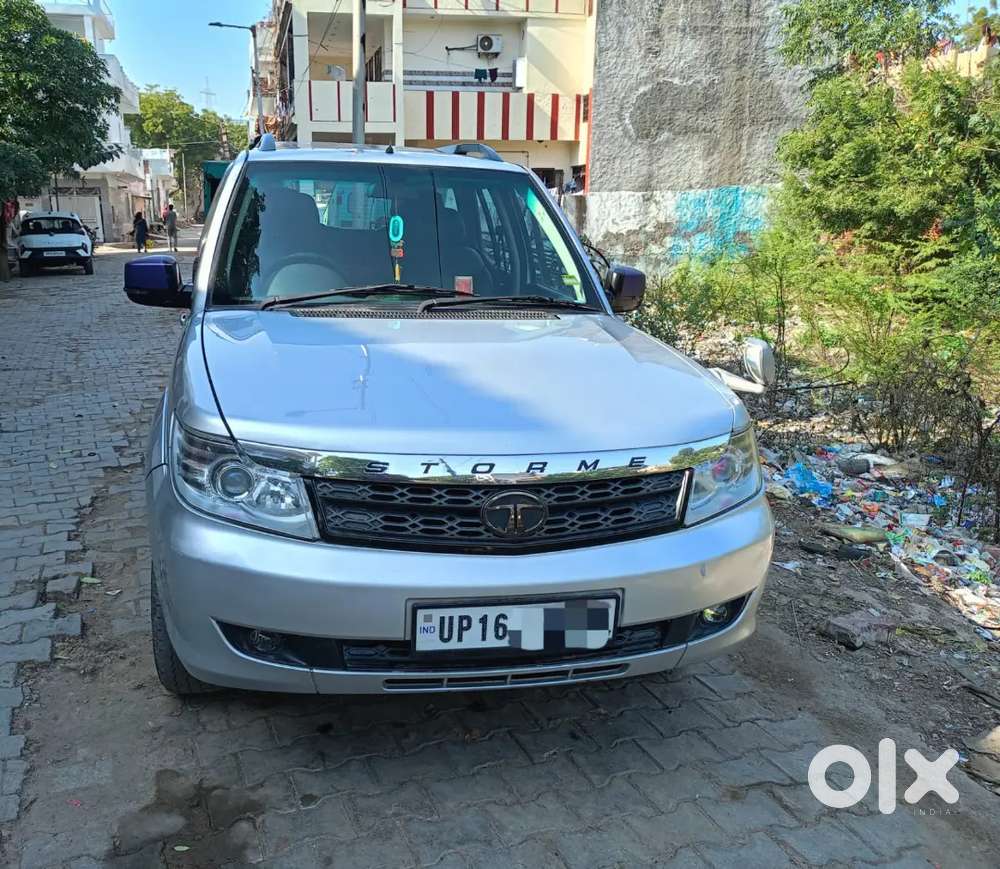 Tata Safari Storme 2017 Diesel Well Maintained (all Photos Are Latest)