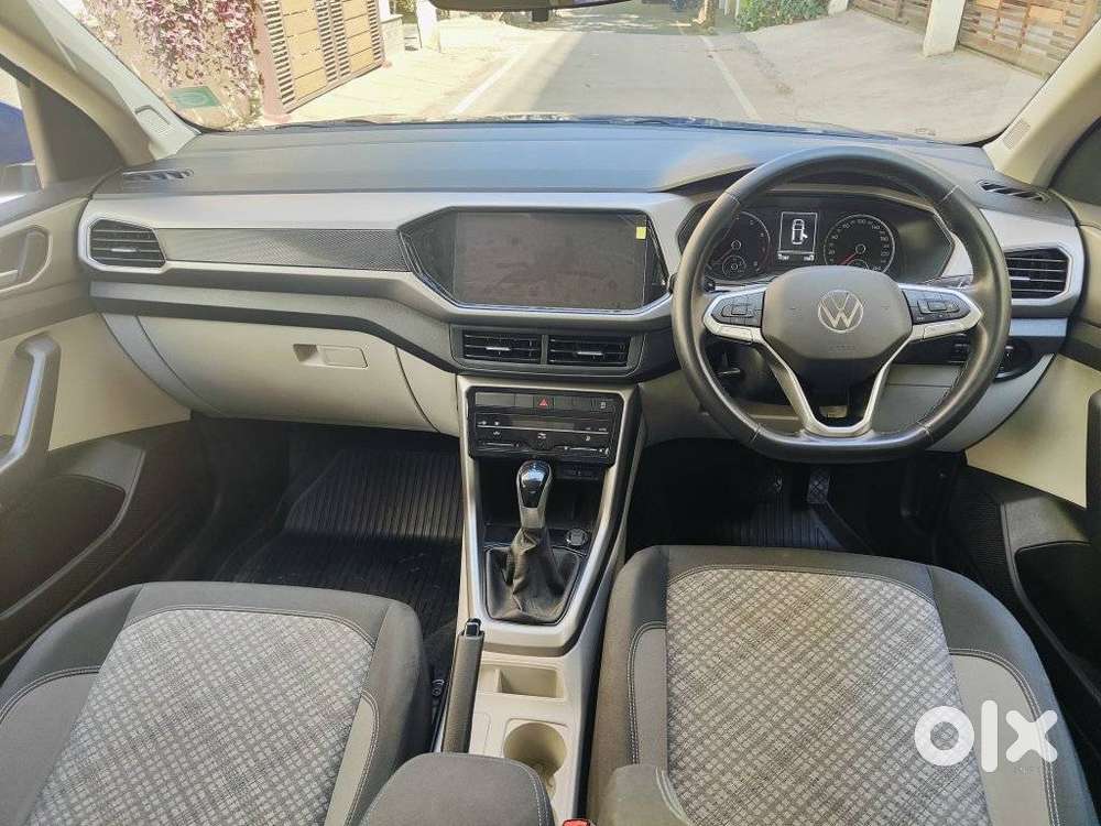 Volkswagen Taigun 1.0 Tsi Highline At, 2023, Petrol