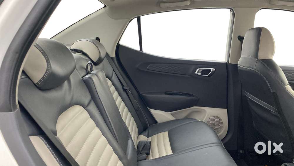 Hyundai Aura Sx Plus Automatic, 2022, Petrol