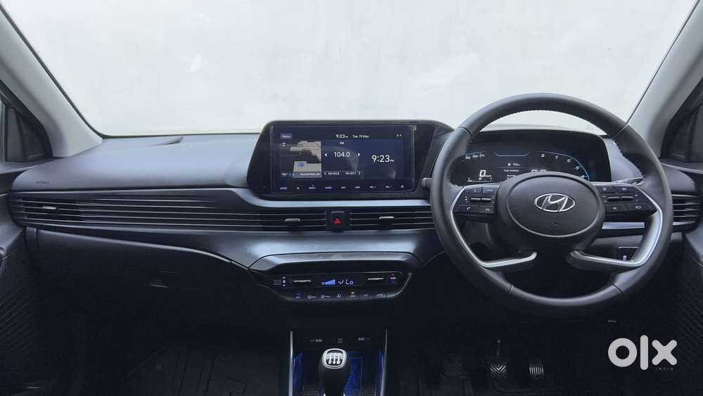 Hyundai I20 Asta (o) 1.2 Mt, 2023, Petrol
