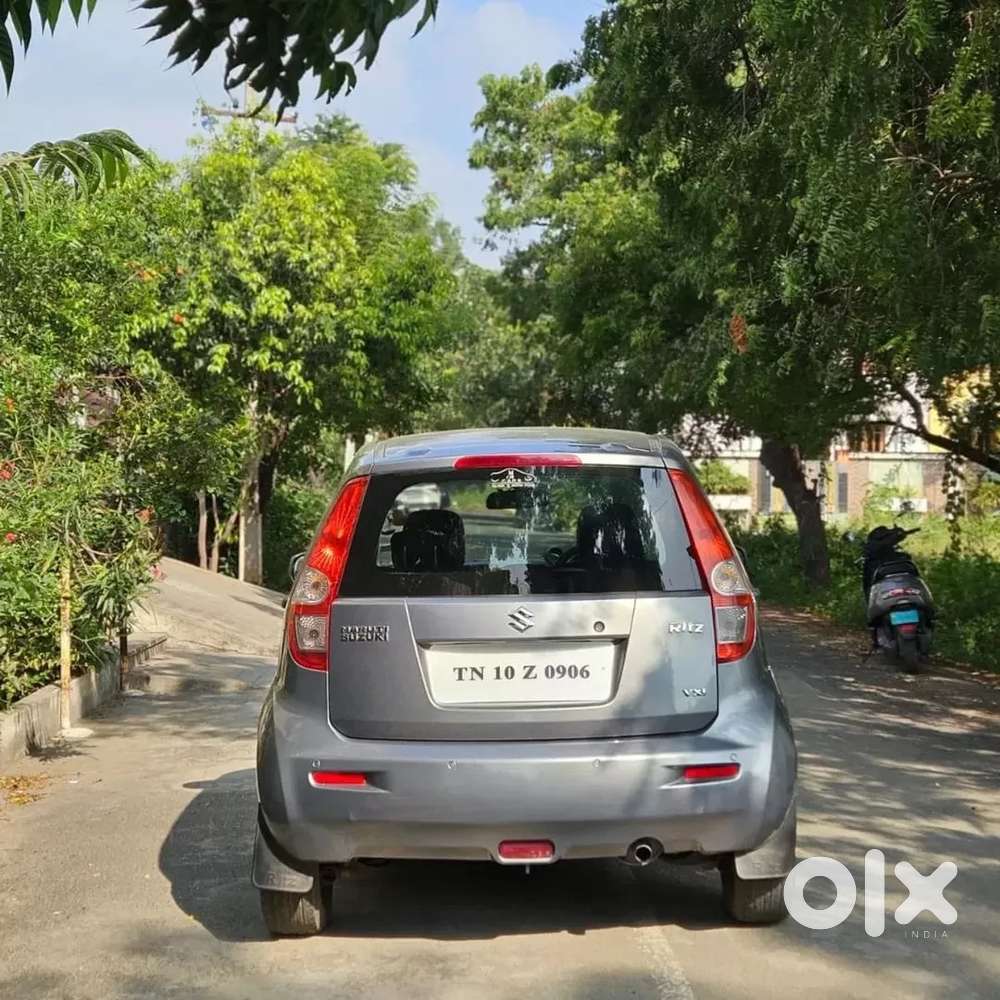 Maruti Suzuki Ritz Genus Vxi, 2010, Petrol