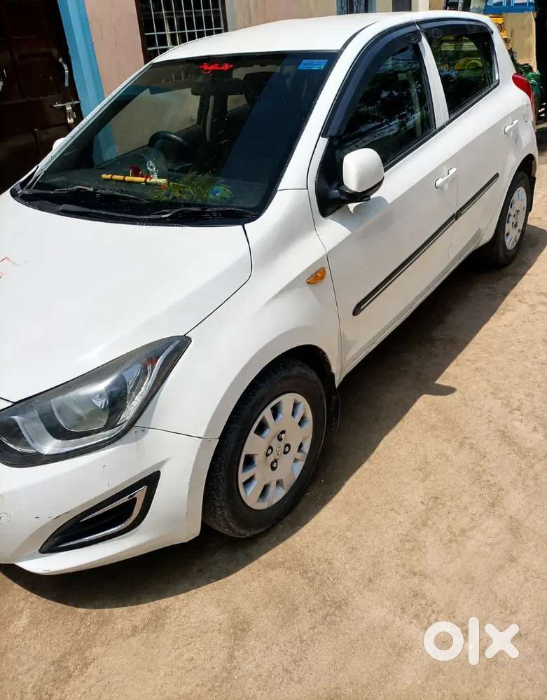 Hyundai I20 Magna Petrol Manual 2013