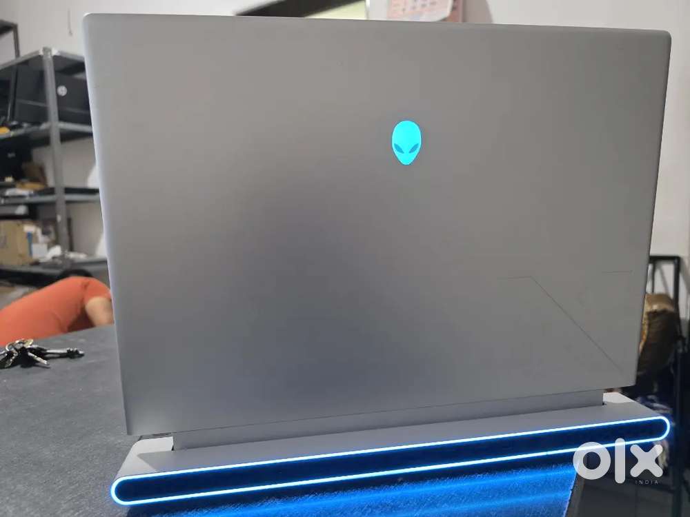 Dell Alienware 16R1 Core i9 13th gen 32GB RAM 1TB SSD Graphic Warranty