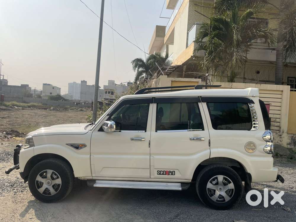 Mahindra Scorpio