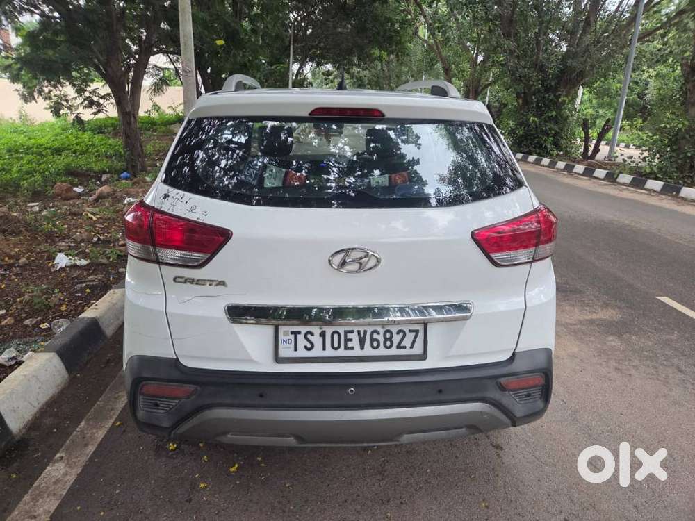 Hyundai Creta Ex — Diesel — White