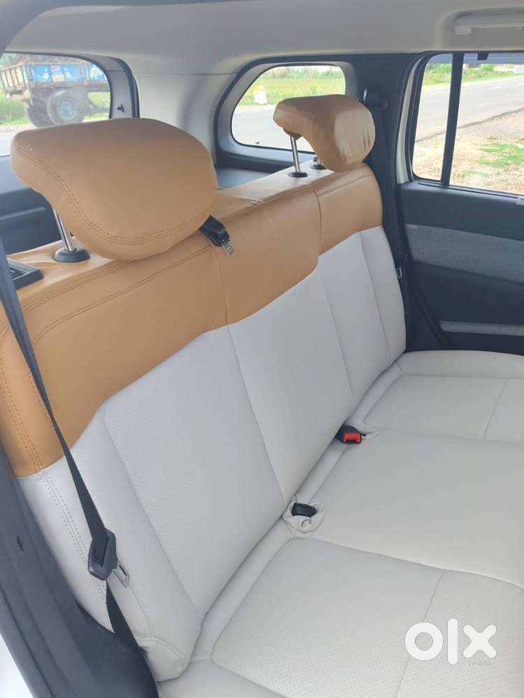 Tata Sierra Smart Plus Petrol With Premium Alloys And Interior