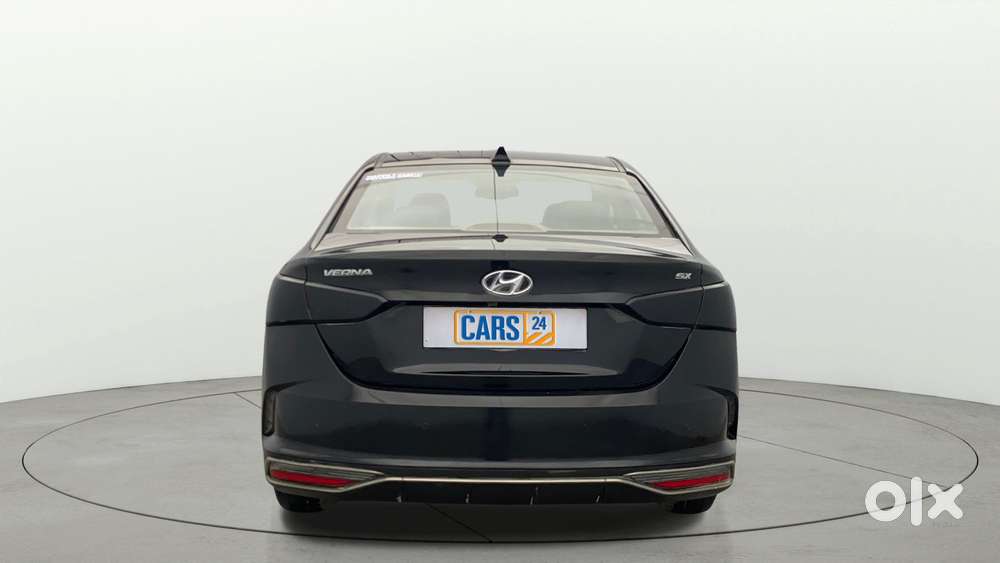 Hyundai Verna 1.5 Sx (o) Vtvt, 2021, Petrol