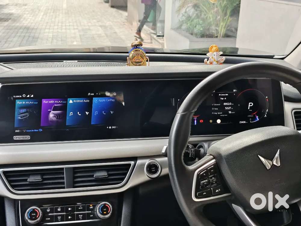 New Mahindra Xuv700 Ax7 Luxury Edition