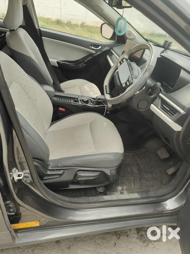 Tata Nexon EV 2025 fully company service record - Photo 3