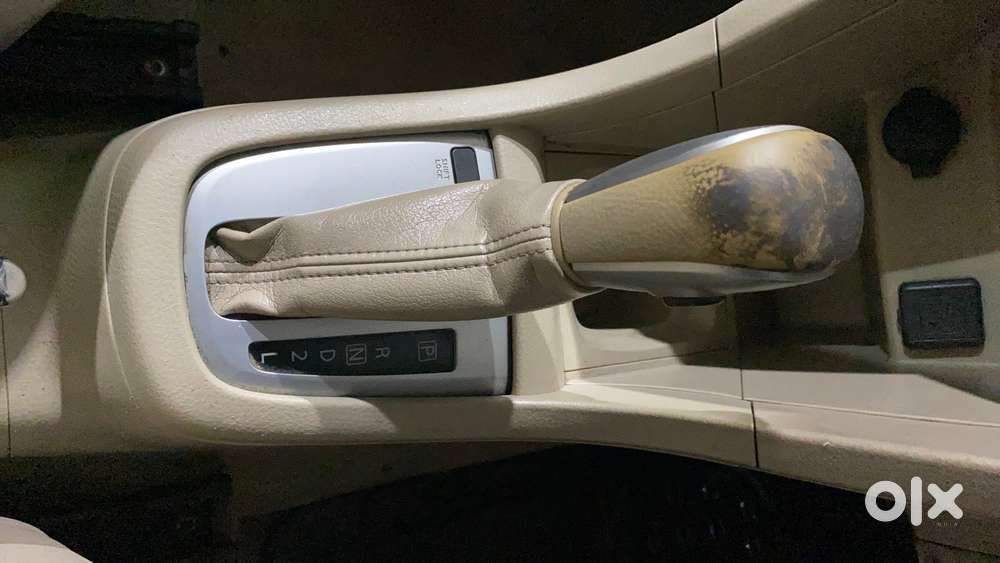 Maruti Suzuki Swift Dzire Vxi At, 2016, Petrol