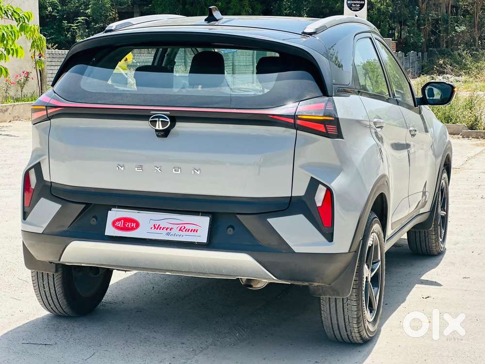 Tata Nexon Creative Plus S 1.2 Revotron Petrol 7dca, 2025, Petrol