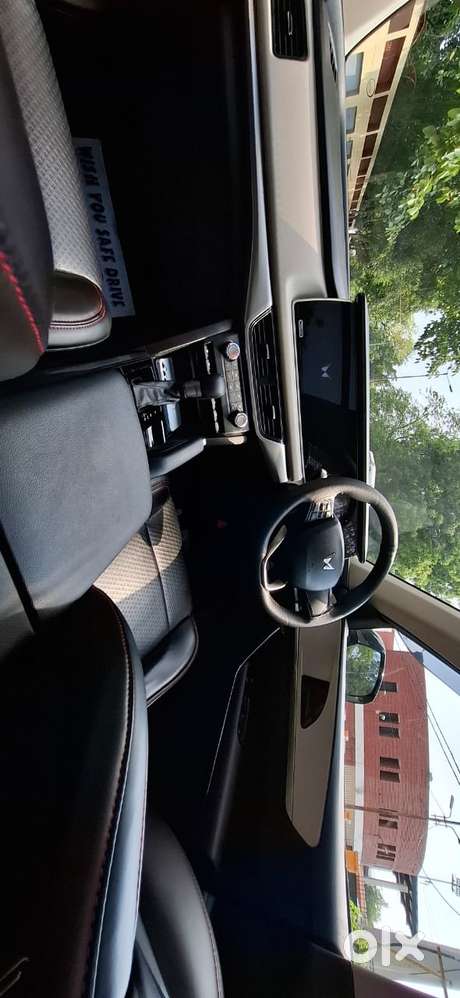 Mahindra Xuv700 2.2 Ax 5 Diesel At Str, 2024, Diesel