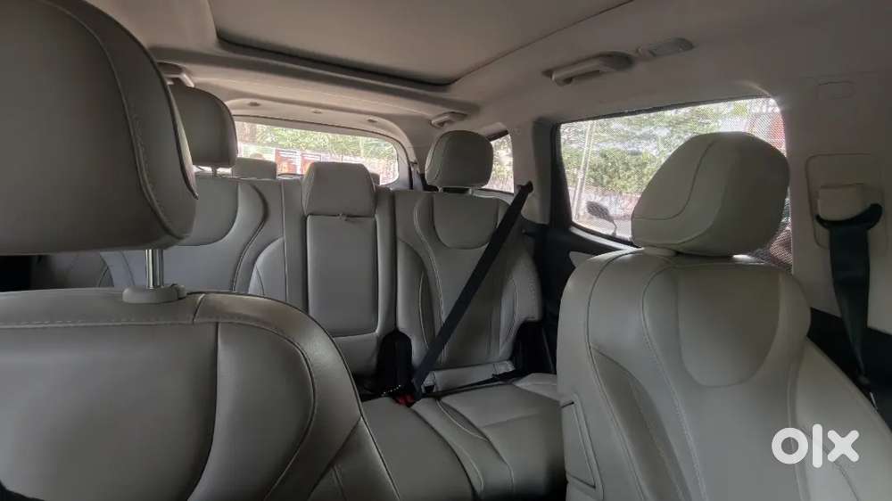 Mahindra Xuv700 Diesel 2025