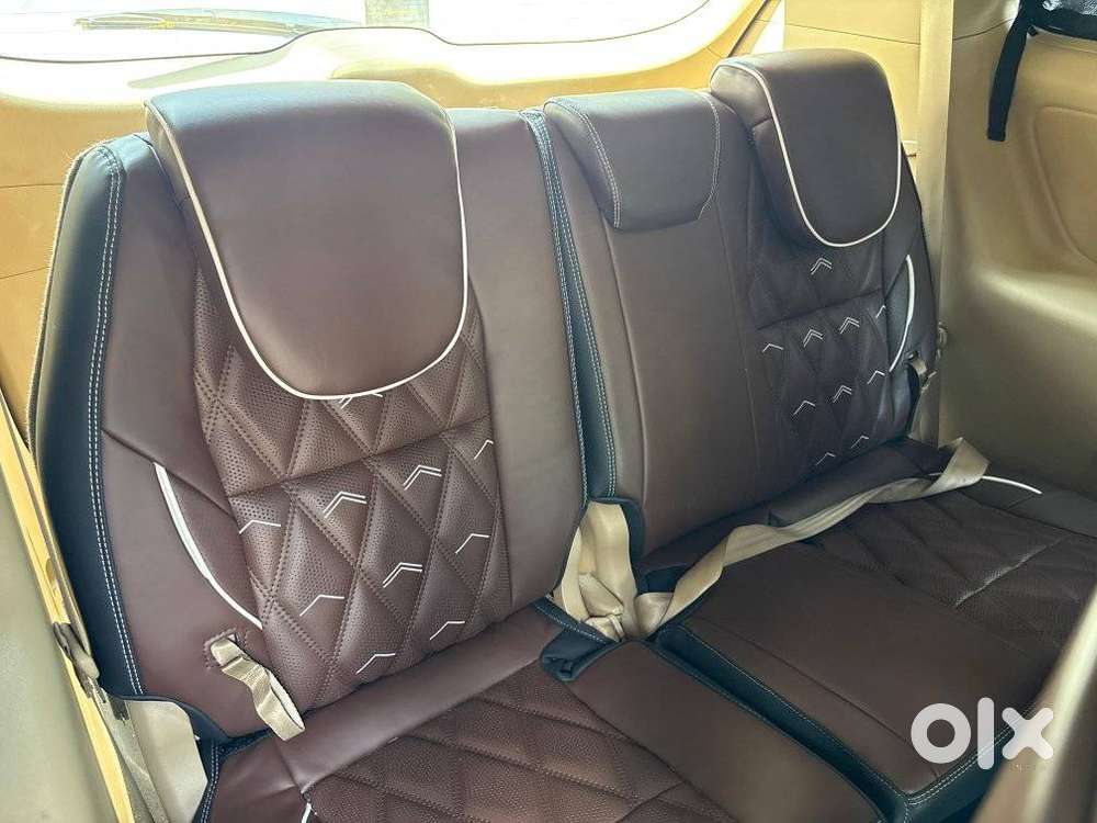 Kia Carnival Premium, 2021, Diesel