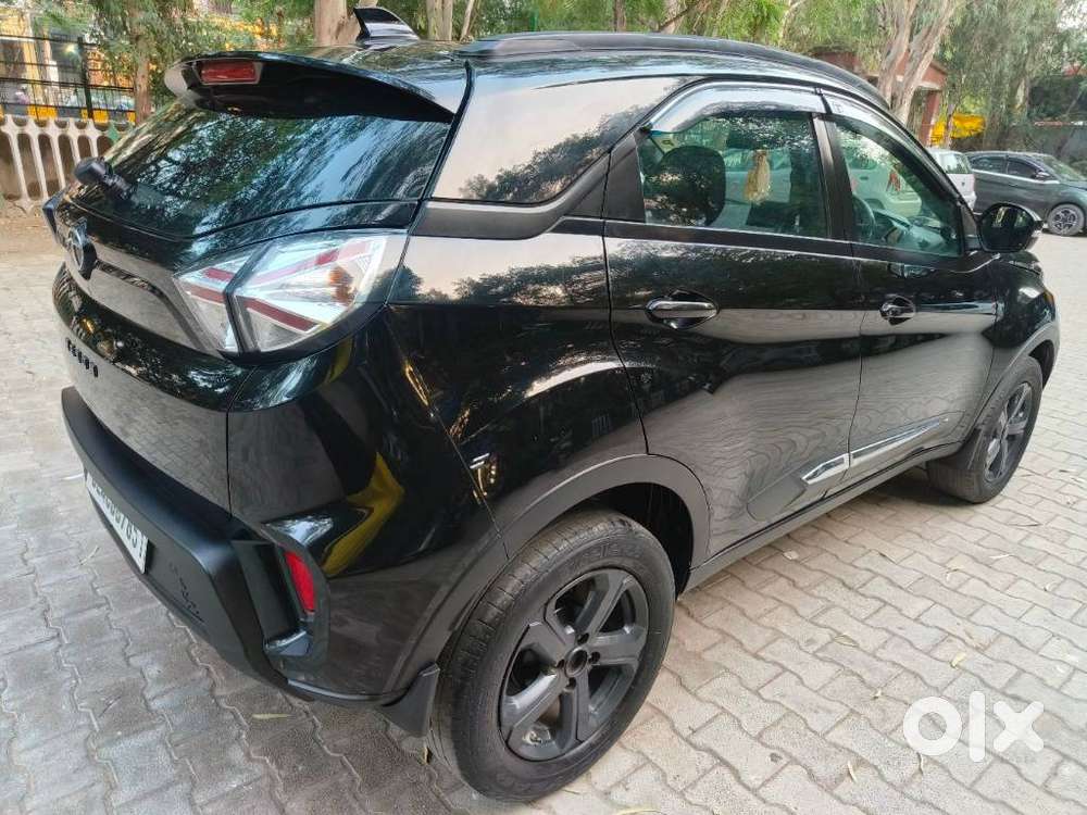 Tata Nexon 1.2 Revotron Xza Plus Hs Dark Edition, 2023, Petrol
