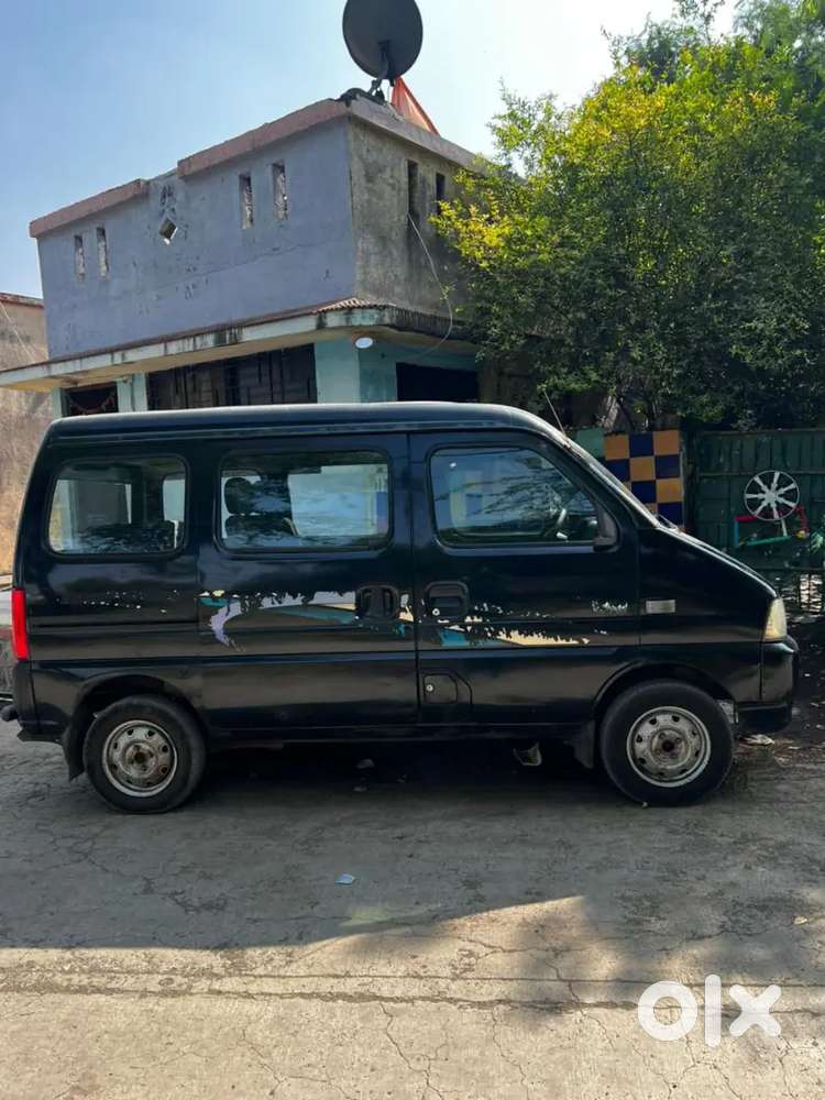 Maruti Suzuki Eeco Cng/petrol