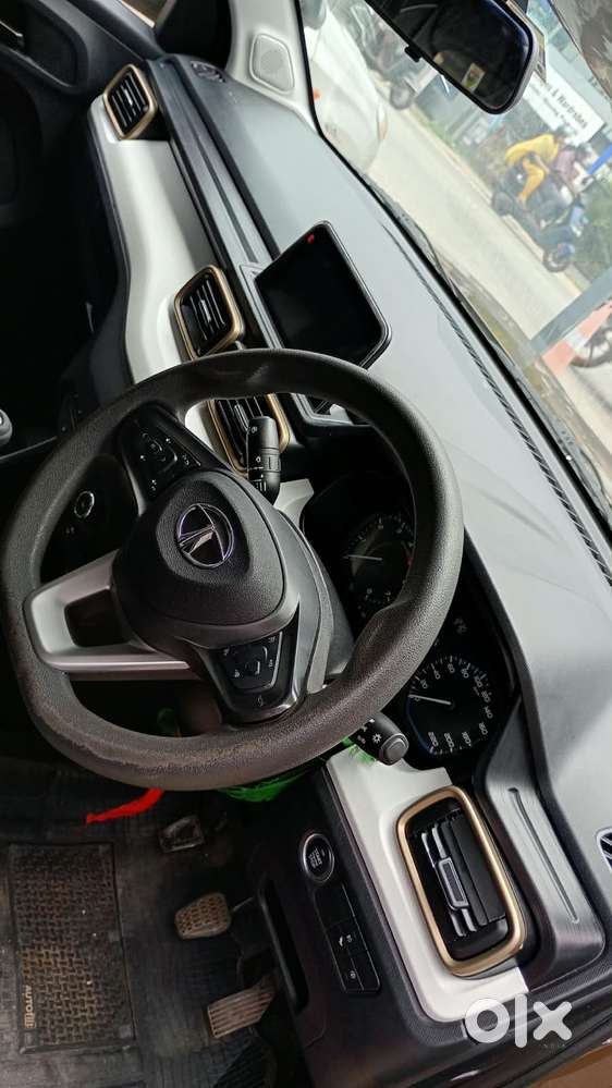 Tata Punch Accomplished, 2022, Petrol