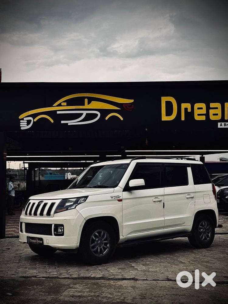 Mahindra Tuv 300 T10 Opt Dual Tone, 2019, Diesel