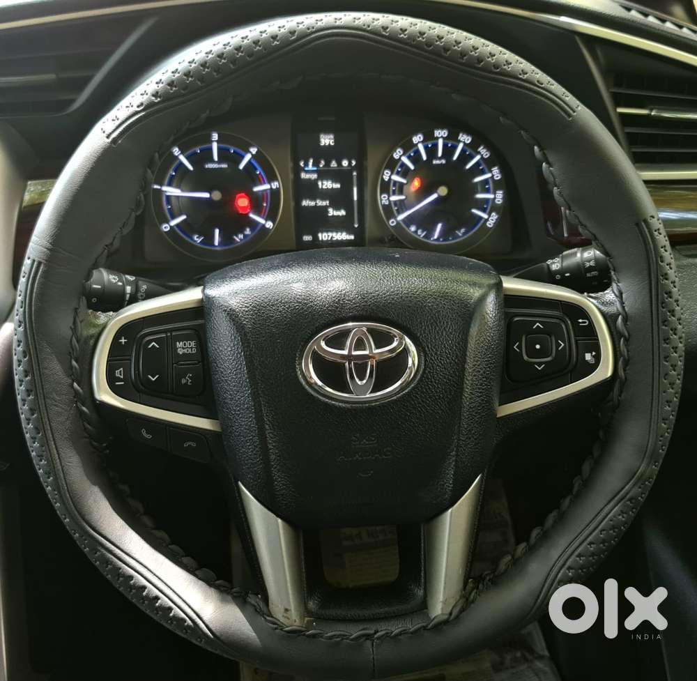 Toyota Innova Crysta