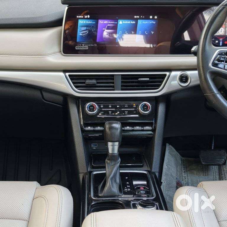 Mahindra Xuv700 2.2 Ax 7 Diesel At Str, 2022, Diesel