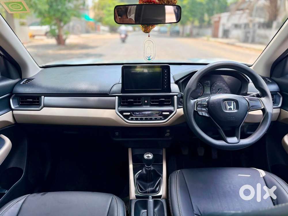 Honda Elevate V Mt, 2024, Petrol