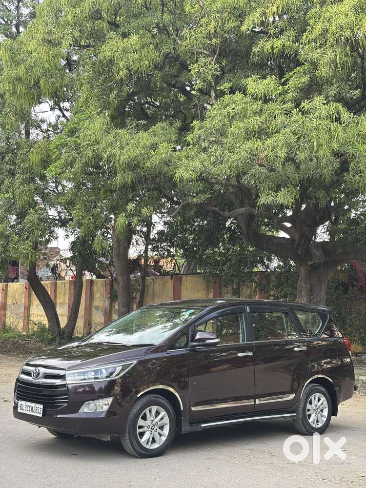 Toyota Innova Crysta 2.4 V 7 Str, 2017, Diesel