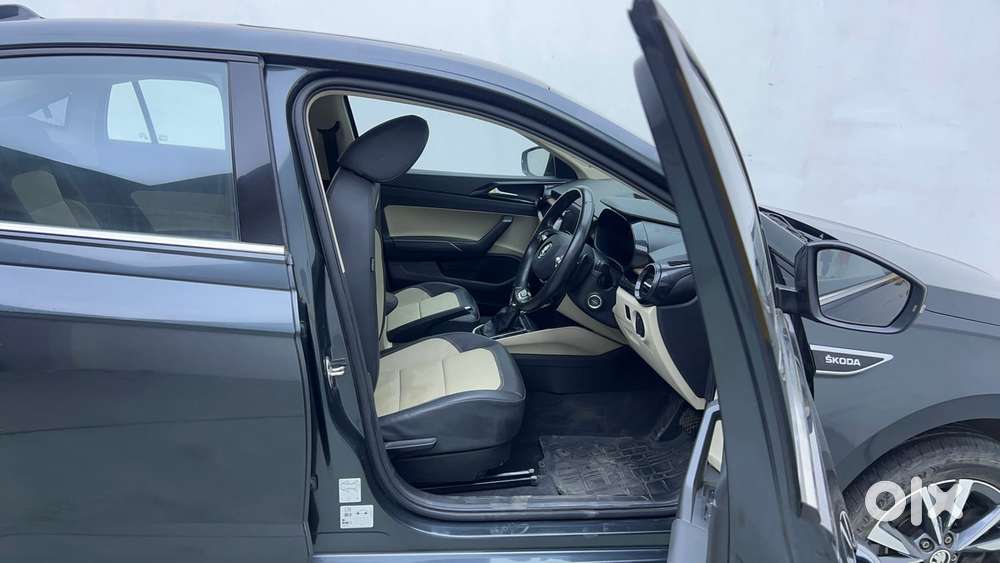 Skoda Slavia Style 1.5l Tsi Dsg, 2022, Petrol