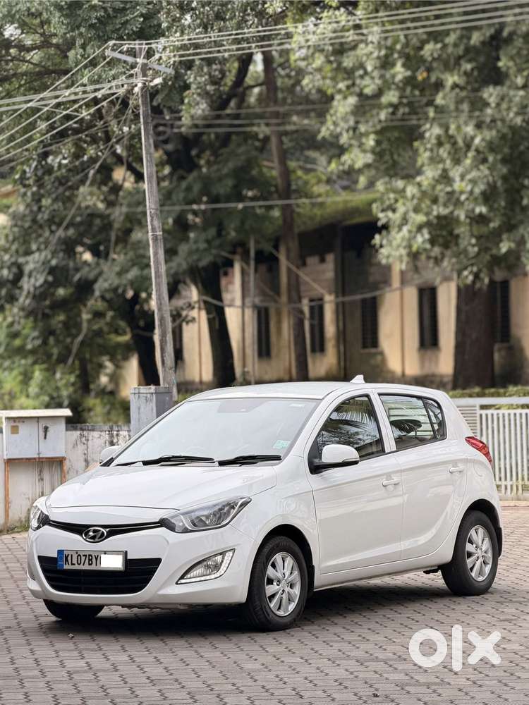 Hyundai I20 Petrol Spotz, 2013, Petrol