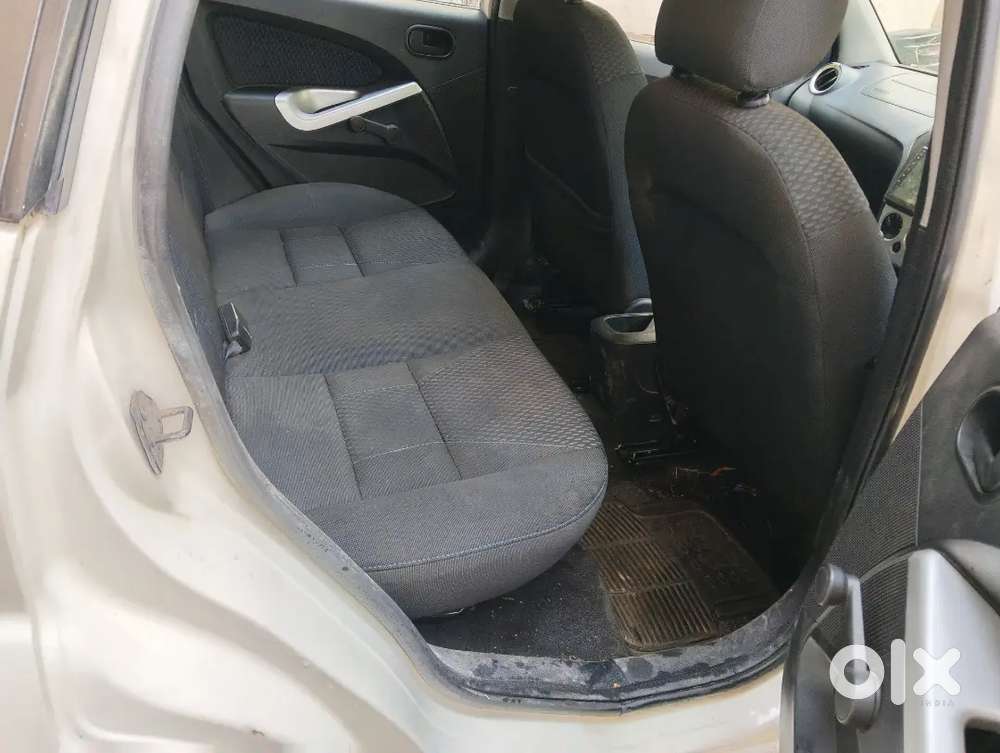 Ford Figo 1.2 Petrol 2013