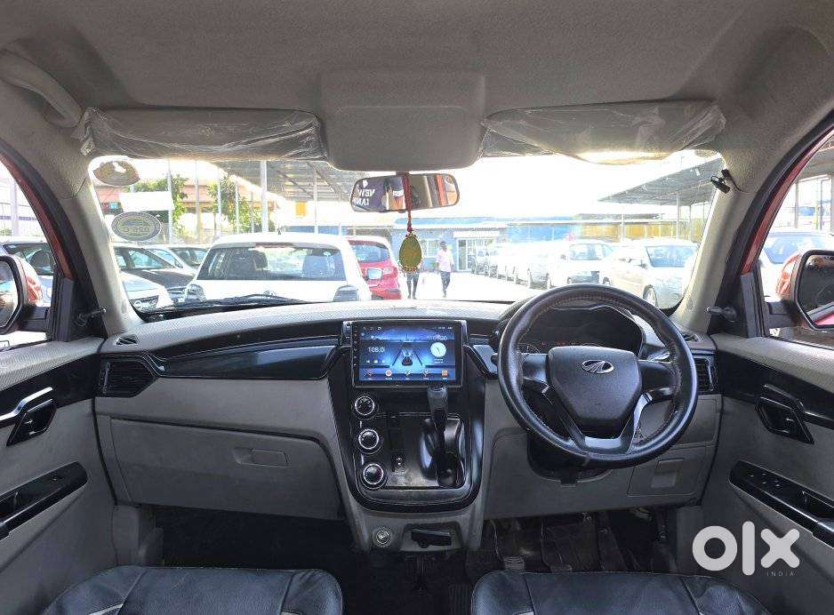 Mahindra Kuv 100, 2016, Petrol