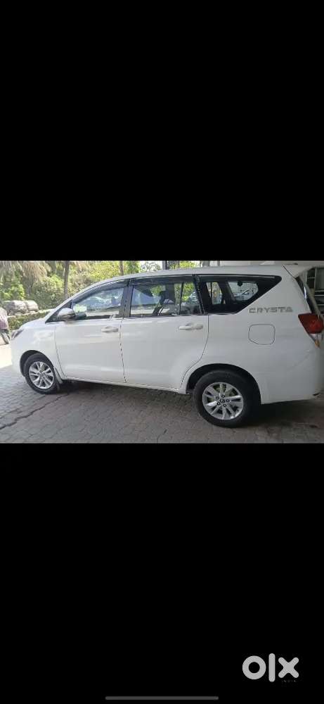 Toyota Innova Crysta 2018 Diesel 284000 Km Driven