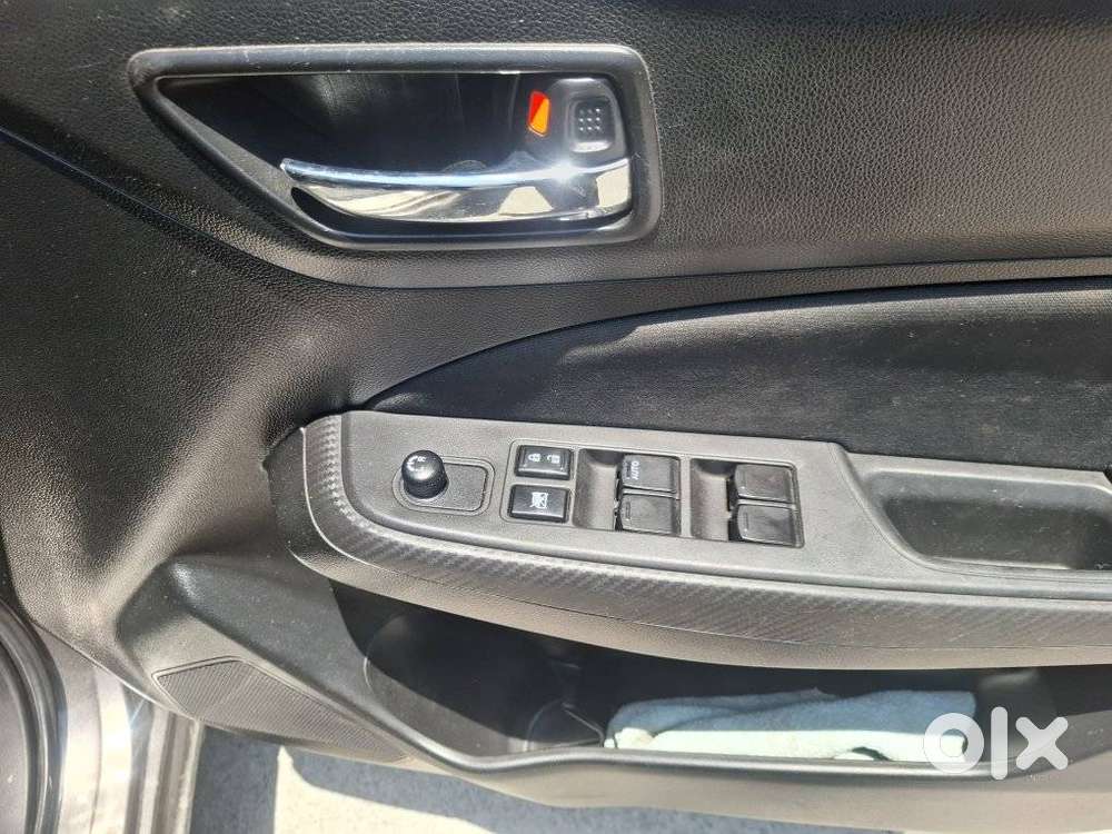 Maruti Suzuki Swift Vxi Optional, 2023, Petrol