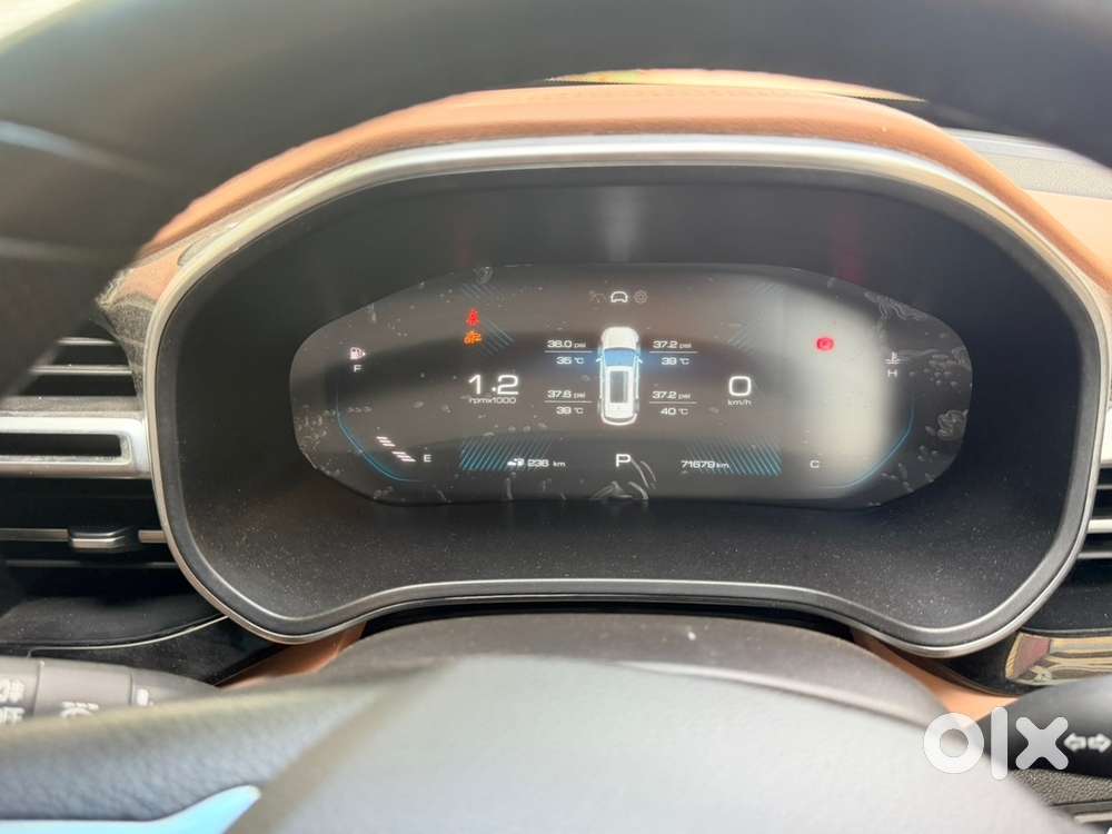 Mg Hector Plus Petrol 2023 Savvy