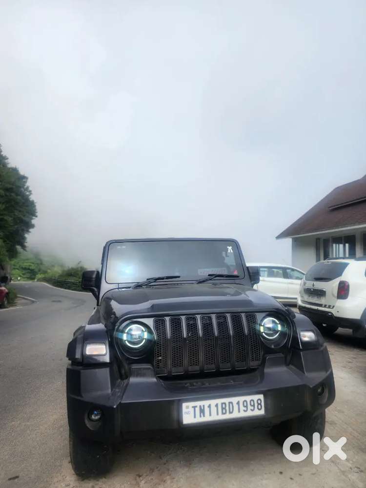 Mahindra Thar (black) 2023
