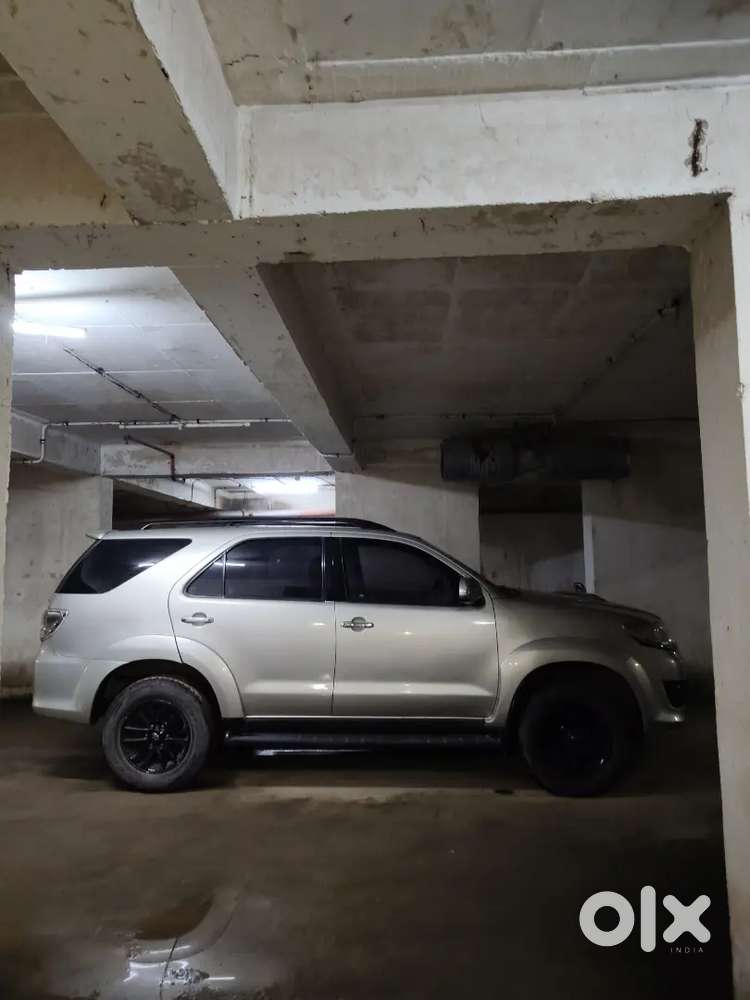 Toyota Fortuner 2014 Diesel Well Maintained